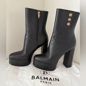 BALMAIN Black Leather Boots Size 38